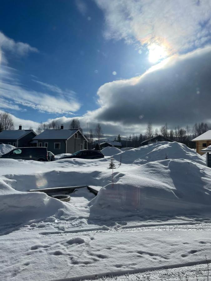 Yllaestoelli 2 A, Aekaeslompolo Kolari Exterior foto